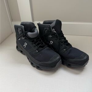 On Running Men's Black and Gray Trail Mid-Top Waterproof Shoes